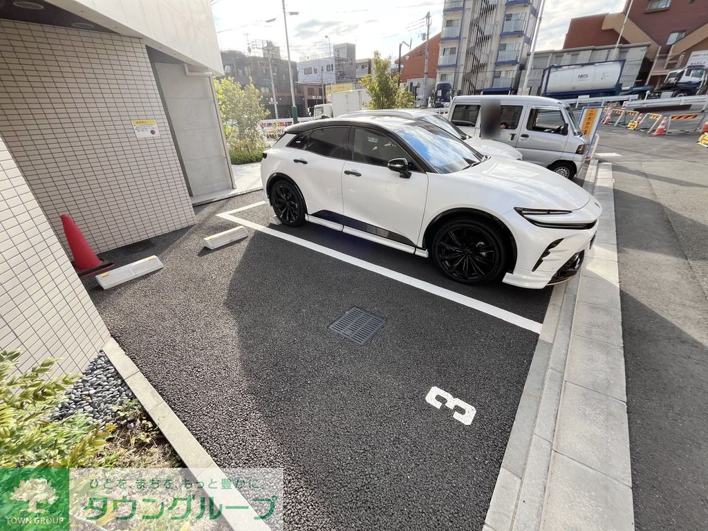駐車場　駐車場