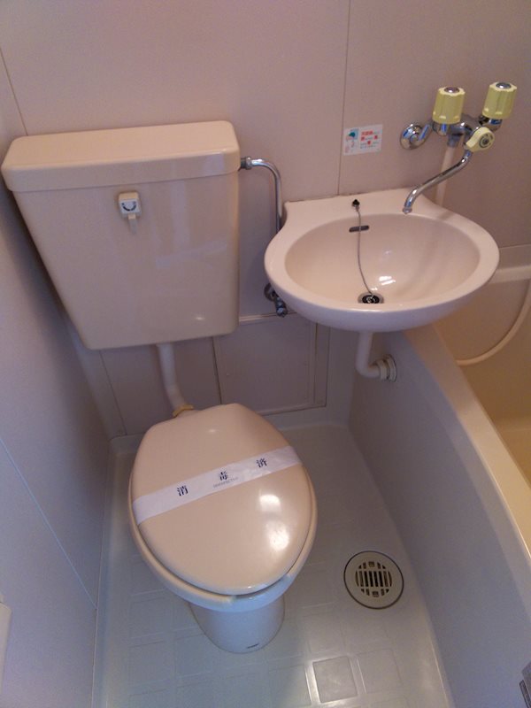 トイレ　同建物別号室の室内写真同建物別号室の室内写真です。(205号