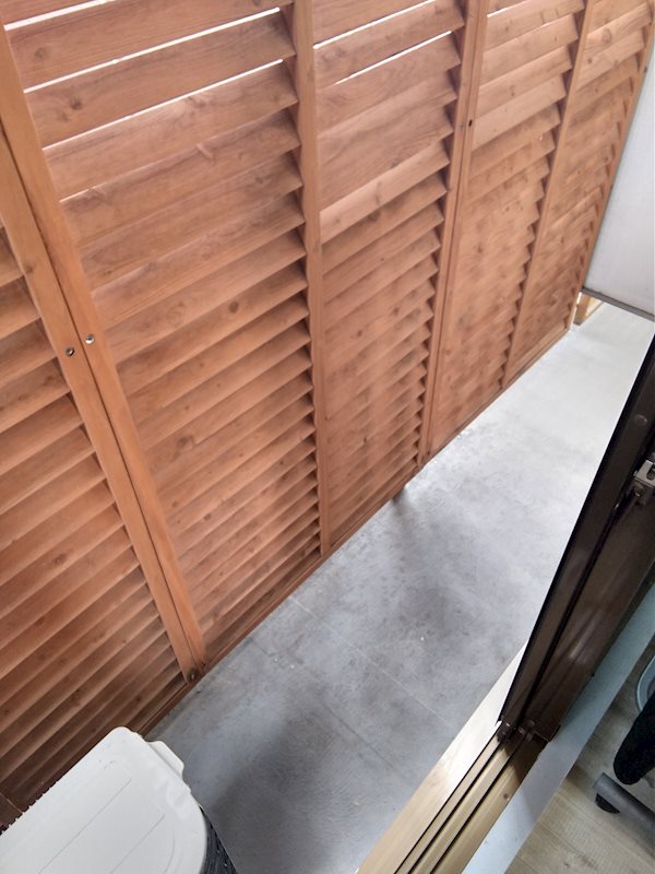 バルコニー　同建物別号室の室内写真です。(205号室)