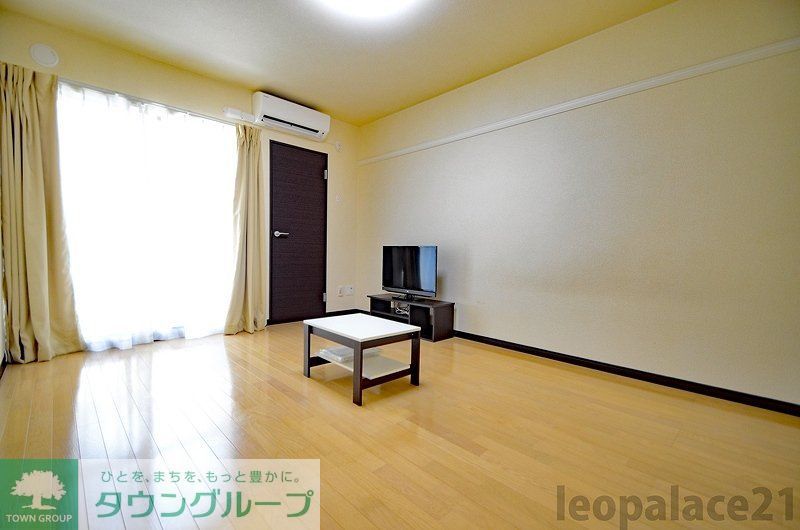 居室・リビング　設備・仕様は号室により異なる為、現況を優先致します。