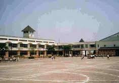 小学校　稲城市立向陽台小学校（小学校）まで902m