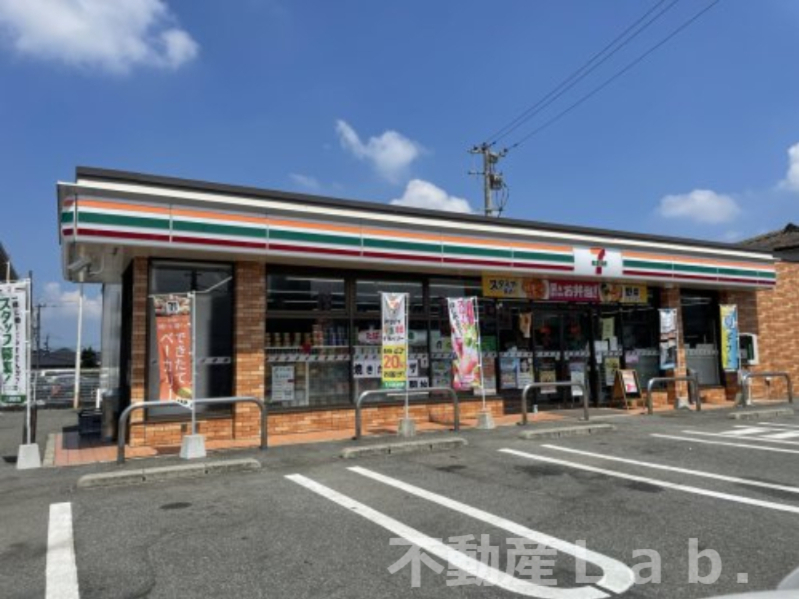 コンビニ　セブンイレブン 小川江頭店（コンビニ）まで1328m