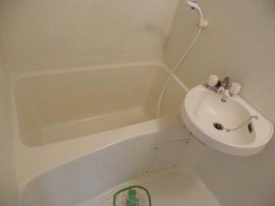 洗面設備　同型タイプ