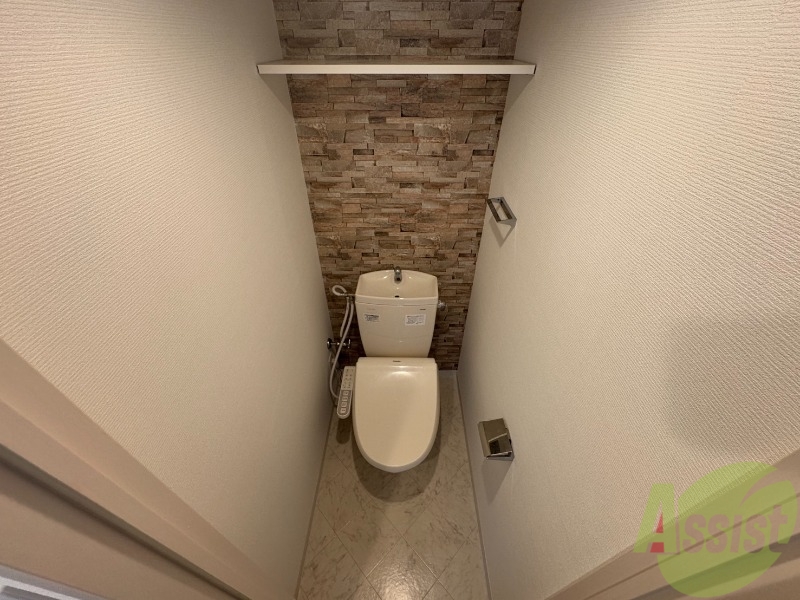 トイレ　ウォシュレット付きのトイレです。シャワートイレは日本の宝。