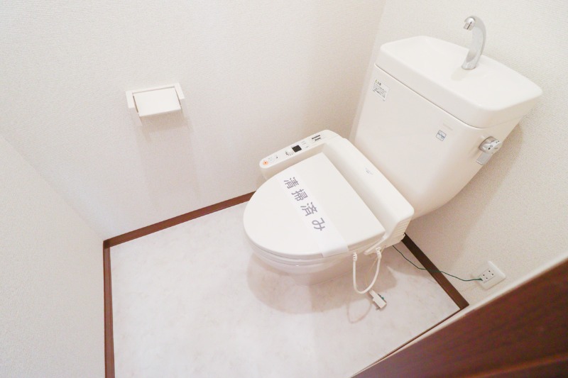 トイレ　図面と現状に相違がある場合には現状を優先