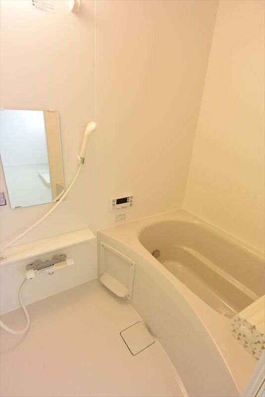 バス・シャワールーム　お風呂で日々の疲れを落としましょう