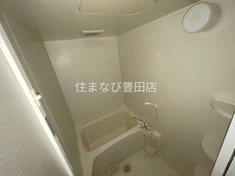 バス・シャワールーム　同型別部屋写真