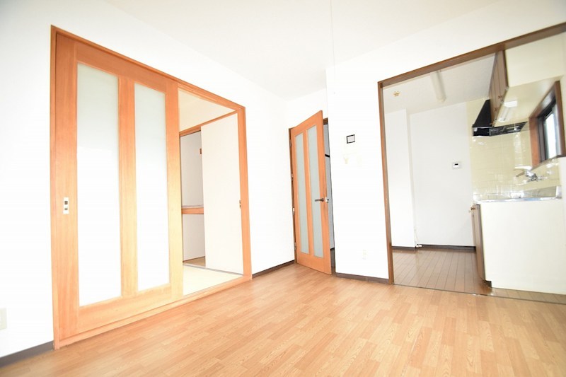 居室・リビング　別室参照