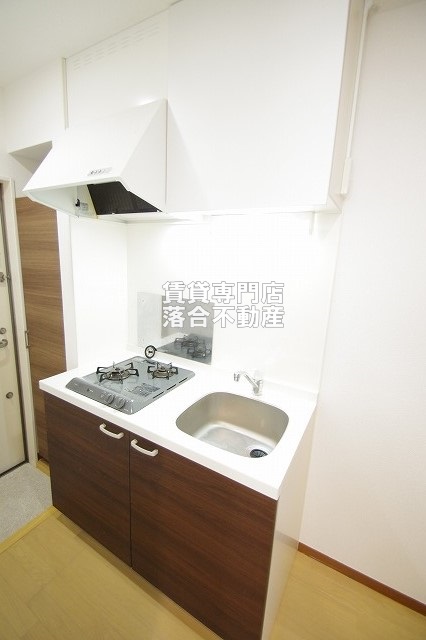 キッチン　2口コンロ付き