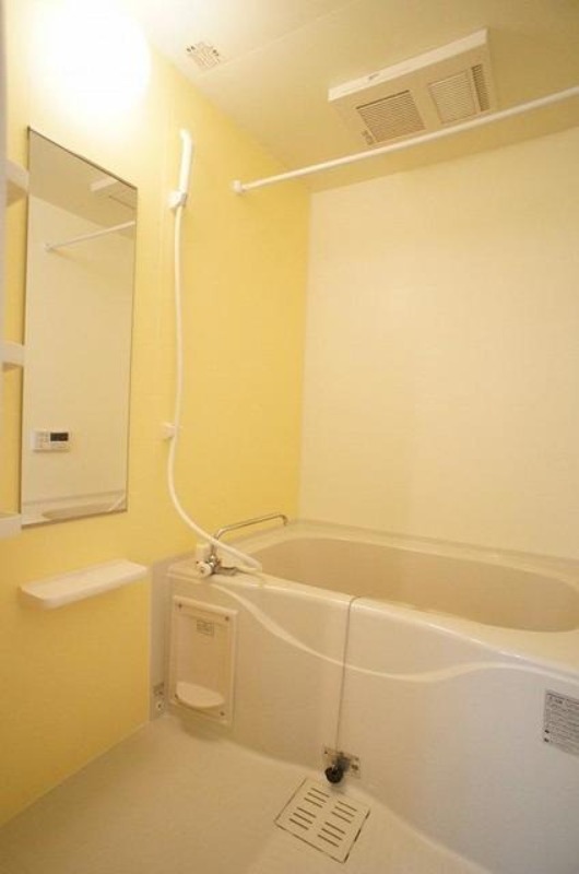 バス・シャワールーム　図面と現状に相違がある場合には現状を優先