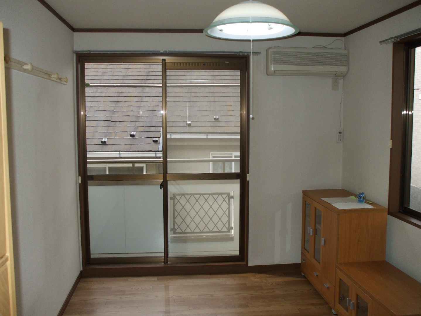 居室・リビング　※同タイプ別部屋の写真となります。