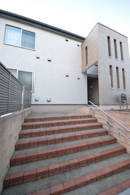 エントランス　☆お問い合わせはお早めに☆