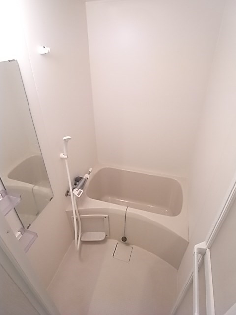 バス・シャワールーム　日々の疲れを癒すお風呂付です