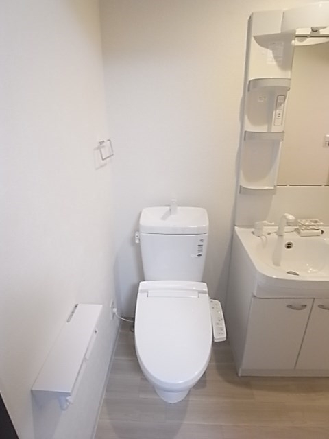 トイレ　トイレもきれいです