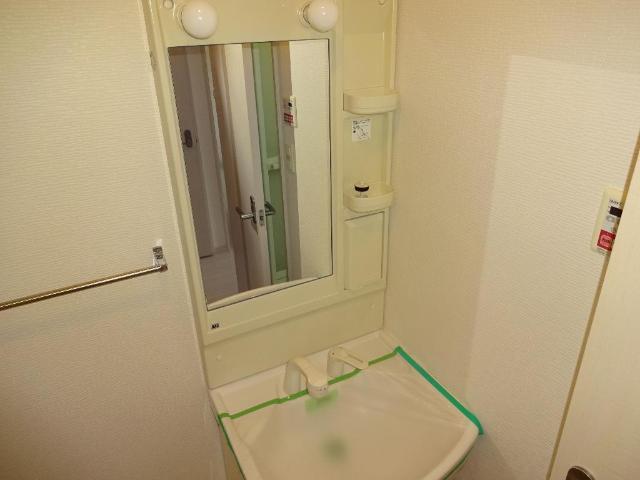 洗面設備　洗髪洗面化粧台