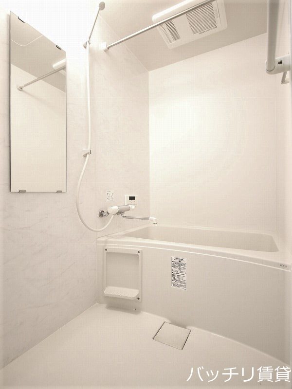 バス・シャワールーム　画像は別号室写真の為、現状を優先いたします。