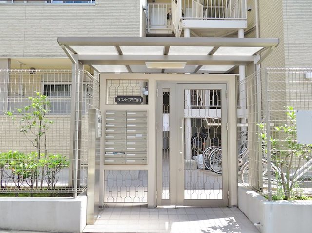 エントランス　エントランス