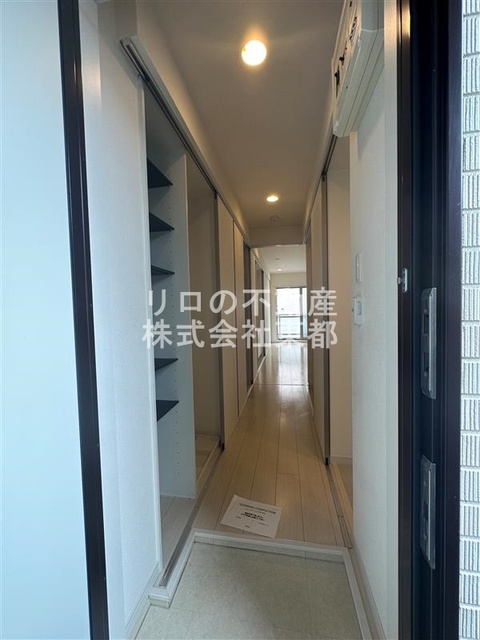 玄関　すっきりシンプルな玄関スペースです！