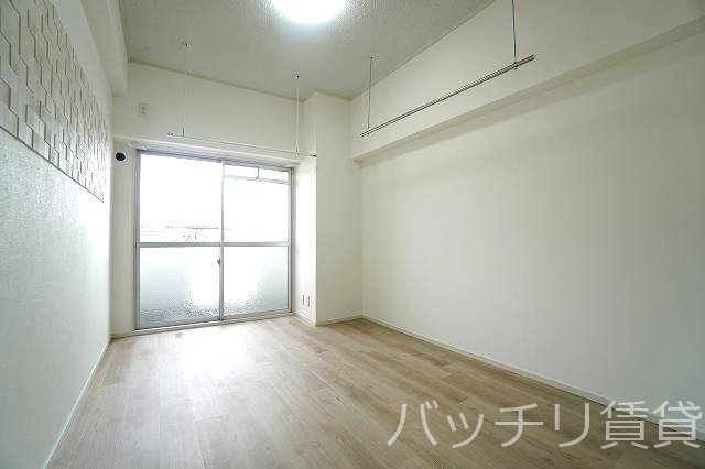その他部屋・スペース　画像は別号室の為、現状優先になります。