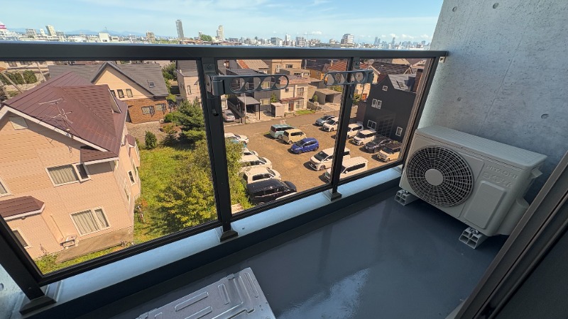 バルコニー　バルコニー