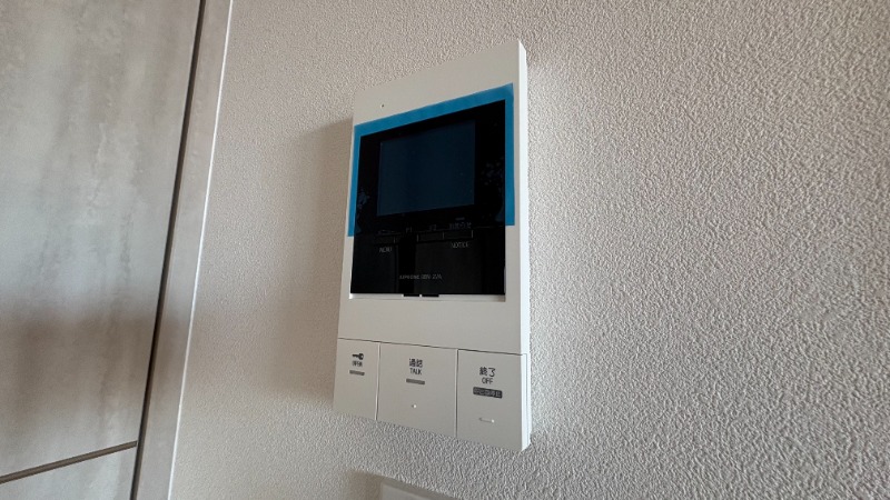 セキュリティ　モニター付きインターホン