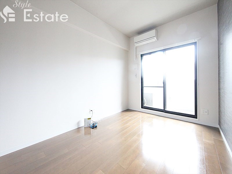 居室・リビング　内装