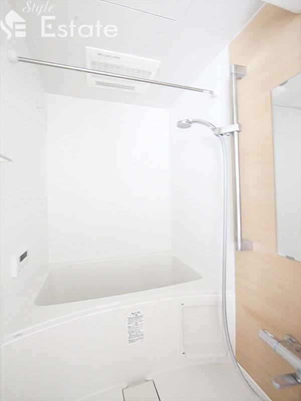 バス・シャワールーム　バスルーム