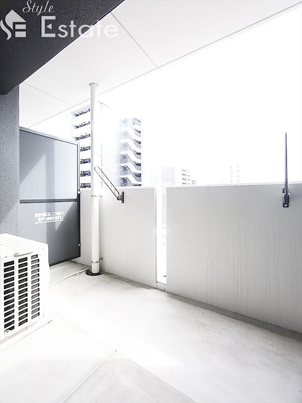 バルコニー　バルコニー