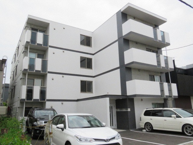 建物外観　☆物件名【クレストパークヒルズ】とお伝え下さい！