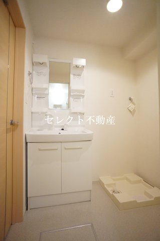 洗面設備　忙しい朝には欠かせない洗面所です