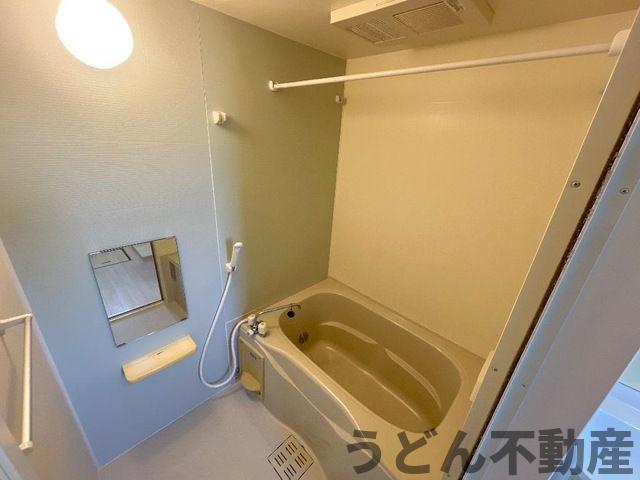 バス・シャワールーム　うどん県のお部屋探しはうどん不動産へ うどんちゃんとLINE