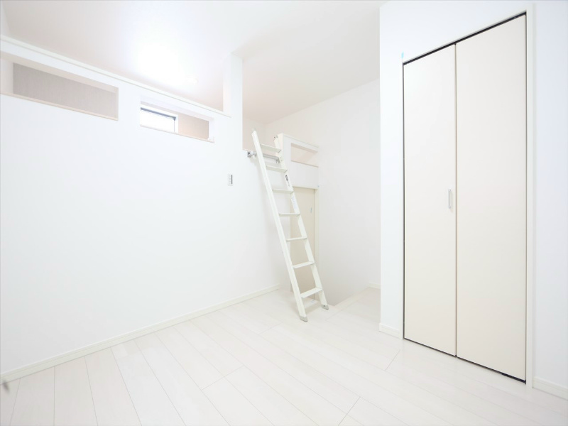 その他部屋・スペース　洋室4.8帖　クローゼット（収納充実してます）