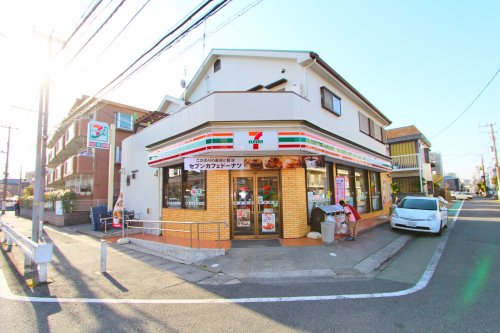 コンビニ　セブンイレブン 市川新井3丁目店（コンビニ）まで180m