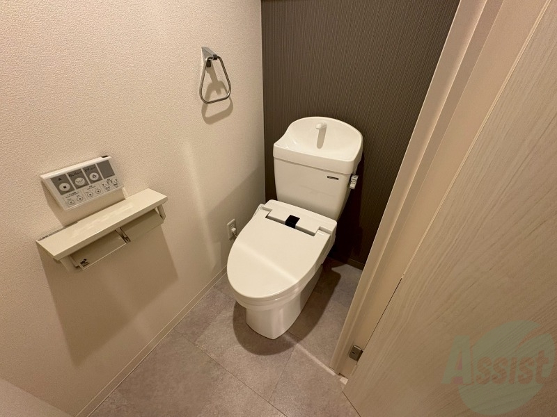 トイレ　シャワートイレになっているので快適です！