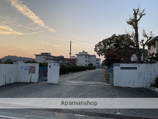 小学校　高砂市立小学校中筋小学校（小学校）まで2545m