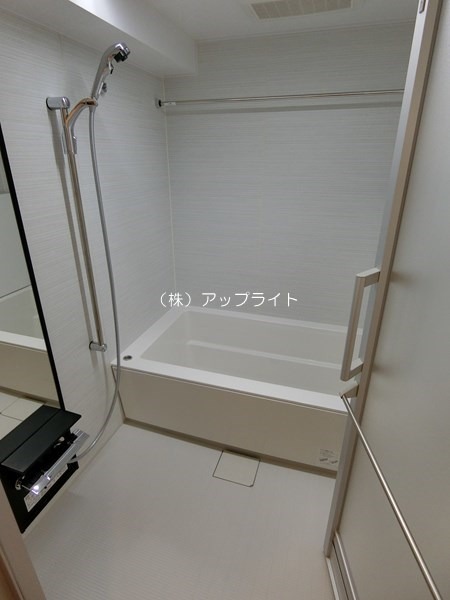 バス・シャワールーム　追炊き＆浴室乾燥機付き