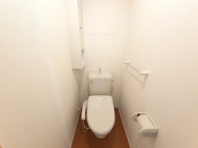 トイレ　トイレもきれいです