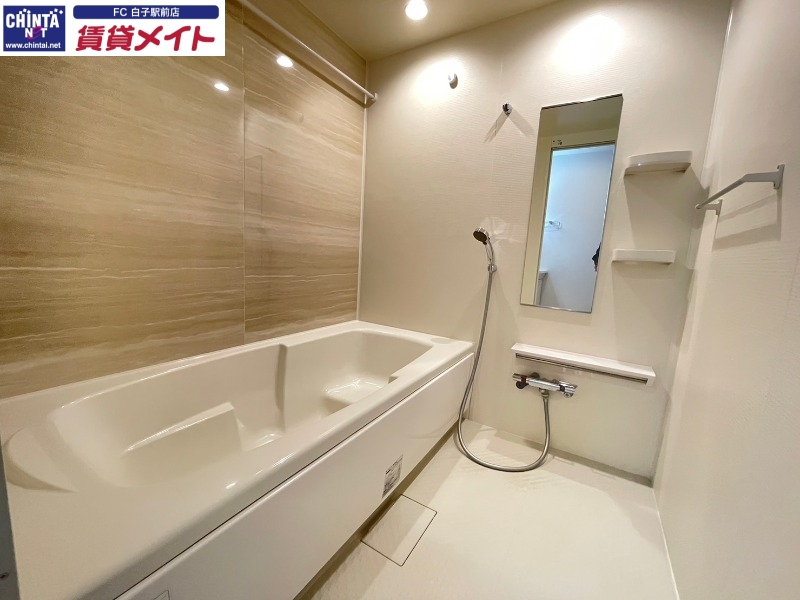 バス・シャワールーム　同一タイプ部屋写真