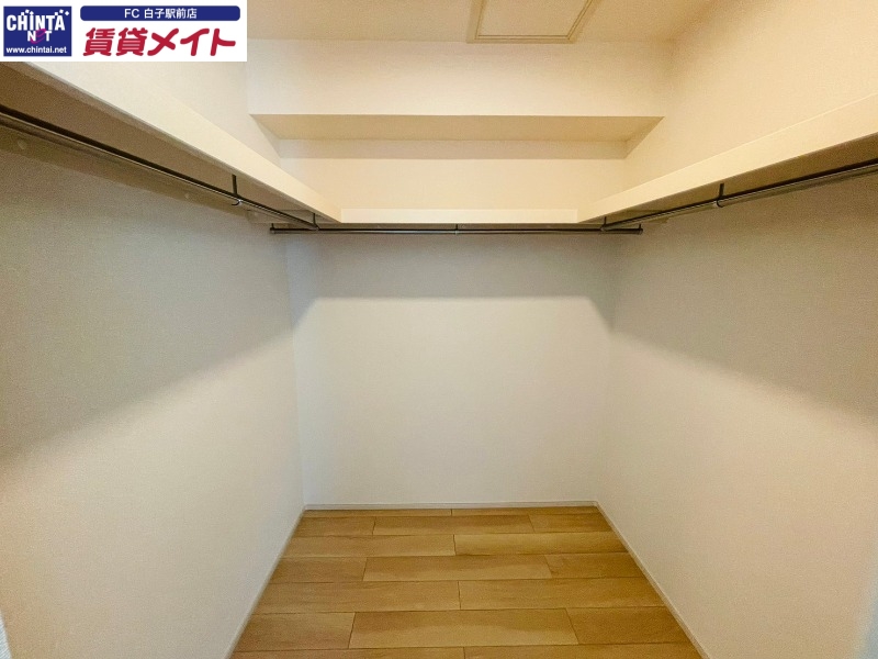 収納　同一タイプ部屋写真