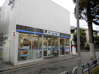 コンビニ　ローソン 神奈川大学前店（コンビニ）まで643m
