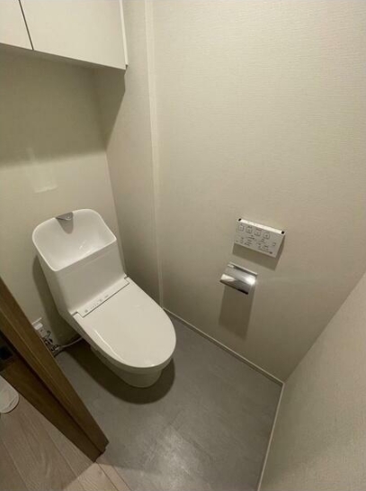 トイレ　落ち着いたトイレです