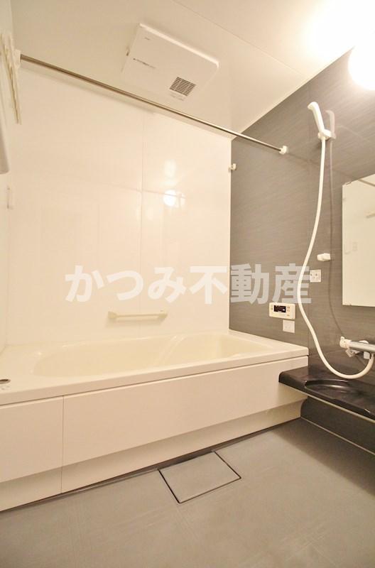 バス・シャワールーム　他号室参考写真