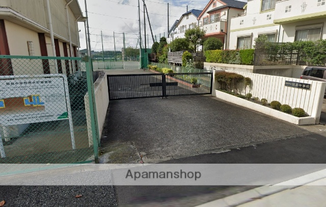 中学校　横浜市立飯島中学校（中学校）まで1091m