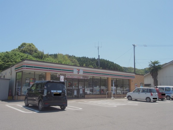コンビニ　セブンイレブン嬉野一位原店（コンビニ）まで502m