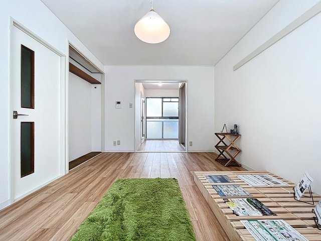 セキュリティ　※家具付き物件ではございません。