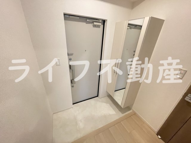 玄関　明るい玄関です