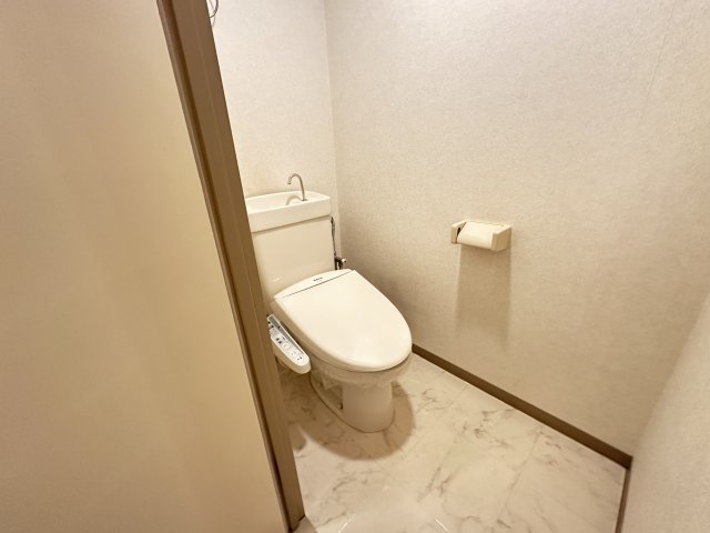 トイレ　同タイプの写真です。