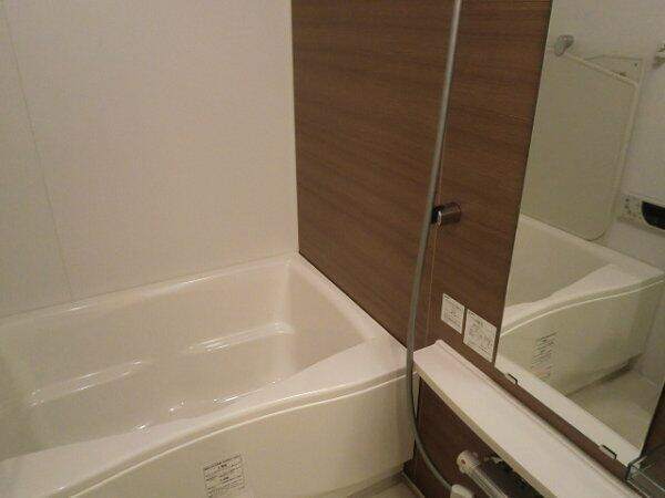 バス・シャワールーム　追焚機能付きです