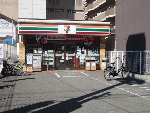 コンビニ　セブンイレブン大阪阿倍野筋4丁目店（コンビニ）まで186m