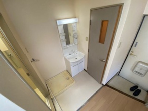 洗面設備　※別部屋の写真です